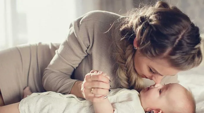 What Essential Oils For Breastfeeding Can Help You Get Milk For Your Baby?