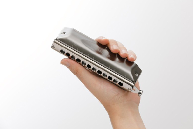 Using the Suzuki Bass Harmonica to Create Custom Harmonies