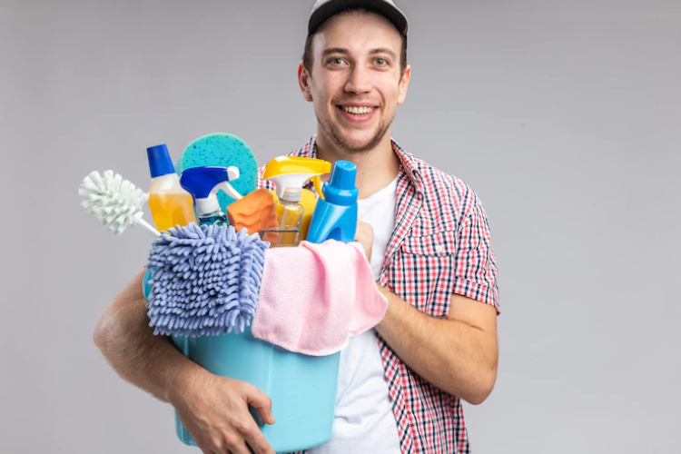 Cleaning Checklist for a New Resident