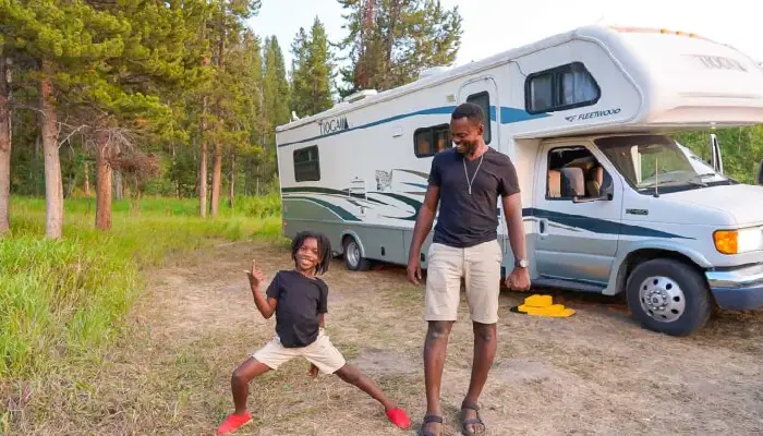 RV Travel Checklist: Must-Have Items For Every Road Trip