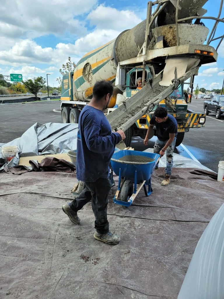 zavza seal workers in aspen dental, holbrook ny