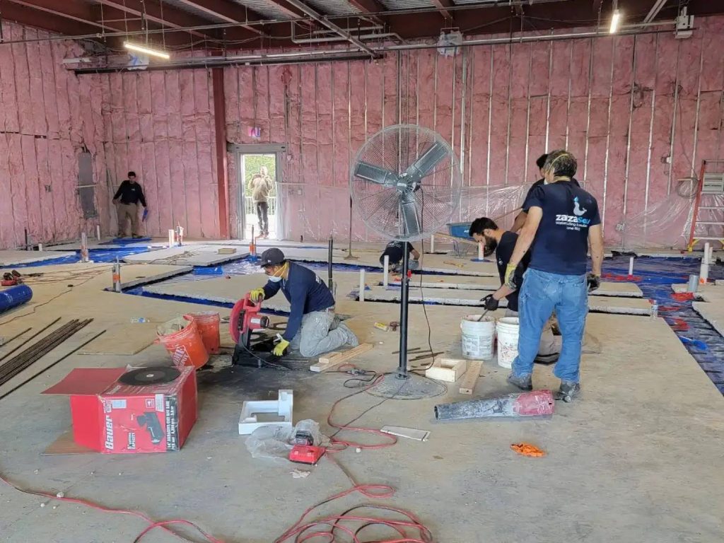 Zavza Seal workers in aspen dental, holbrook ny